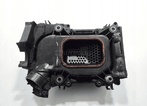 Obudowa osłona kompresora skoda fabia ii 1.4 tsi 03C103502K 2010-2014 lift 3