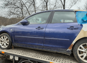 Mazda 3 BK   03-09 drzwi lewy przód szyba  lewy w kolor 25E 2