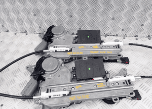 Mechanizm klapy tylnej siłowniki peugeot 508 10-18 sw kombi 9677615380 5