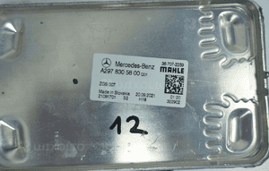Chłodniczka oleju mercedes eqs W297 A2978305800 6