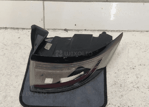 Land rover discovery sport L550 lift lampa tył tylna prawa oryginał 4