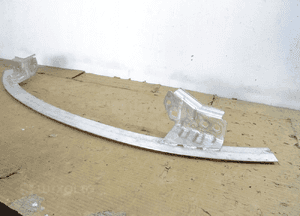 Tesla 3 dolna belka zderzaka 1084894-00-B 1