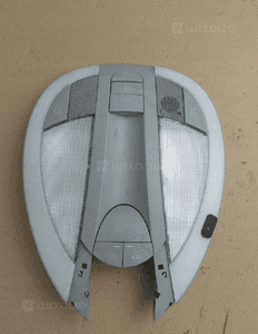Lampka podsufitki kabiny mercedes W219 A2198200901 2