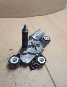 SILNICZEK WYCIERACZKI TYŁ FORD FOCUS MK3 nr 0390201205 / BV61-17K441-AA 5