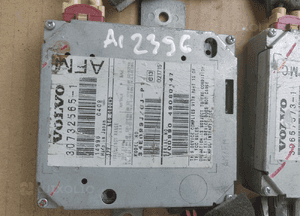 Wzmacniacz radia volvo S40 V50 30732565-1 2