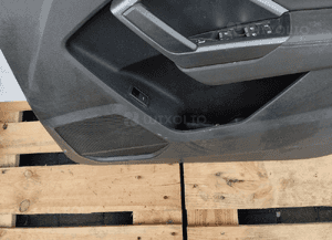 Tapicerka boczek drzwi prawych przód przednich audi Q3 03G130073D uk 4