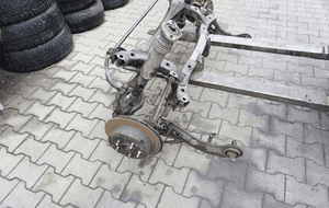 Belka zawieszenia 4X4 hyundai IX35 2.0 crdi 2