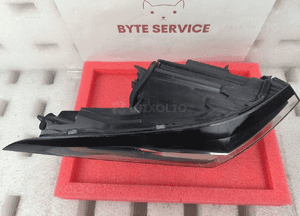 PEUGEOT 308 P5 Lampa Tył Lewa ECo LED 01501901AQ 015.019-01 AQ 5