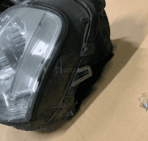 Mercedes ML 164 lampa lewa  xenon bixenon skrętna  Europa oryginał 4