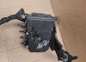 Pompa hamulcowa abs renault clio iii 3 modus 8200559749 1