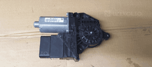 Silniczek szyby lewy tył VW Golf V Plus 5M0839401B 1