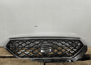 Grill atrapa przód przednia seat terraco 5F9 1