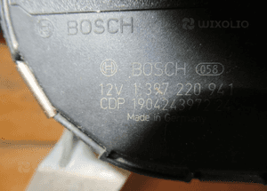 MECHANIZM SILNICZEK WYCIERACZEK PRZEDNI PRZÓD AUDI A8 D5 2017- 8