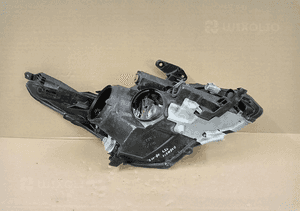 Lampa lewa reflektor lewy toyota avensis T27 iii 2009-2012R 2