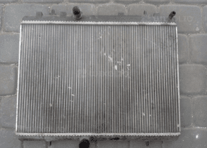 Citroen C4 Picasso I 1.6 THP HDI chłodnica wody 1