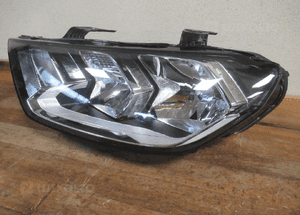 Lampa przednia przód lewa audi A1 ii 82A 2018- 6