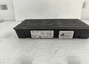AUDI A6 A7 LADOWARKA INDUKCYJNA WZMACNIACZ SYGNALU 4K0035773 2