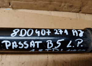 Półoś lewa krótka półośka VW Passat B5 1.9 TDI 8D0407271AJ 5