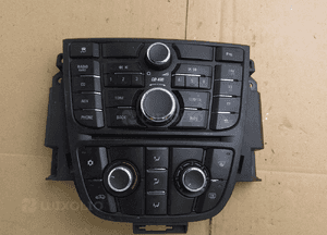 Panel nawiewu klimatyzacji radia opel astra j iv 13346092 13346050 1