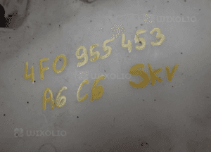 ZBIORNICZEK SPRYSKIWACZY  A6 C6 XENON 4F0955453 DOSTĘPNE 2 SZTUKI 7
