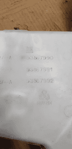 Zbiorniczek spryskiwaczy pompka Opel Vivaro B Trafic III 289105241R 8