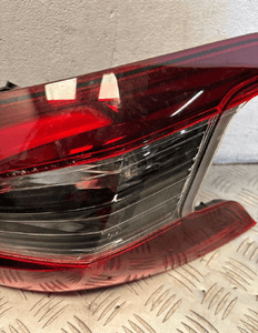 Lampa prawy tyl peugeot 308 ii T9 9823728580 org 4