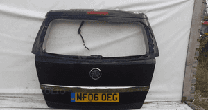 Klapa tył tylna bagażnika do opel zafira b Z20R 1