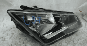 Seat ateca lampa przednia prawa 2