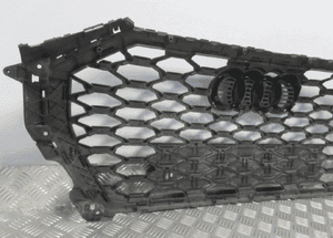Grill gril atrapa audi Q3 ii s-line quattro 83F853651B 2018- 16