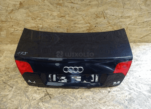 Audi A4 B7 sedan klapa bagażnika 1