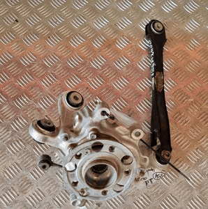 MERCEDES W206 ZWROTNICA WAHACZ PRAWY PRAWA TYŁ A2063570200 A2063521100 1