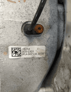 LAND ROVER DISCOVERY V L462 RANGE ROVER SPORT L494 ZWROTNICA Z PIASTĄ WAHACZE LEWY TYŁ ORYGINAŁ 12