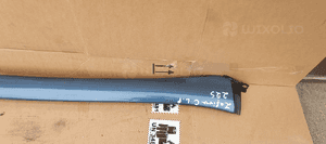 Listwa szyby czołowej lewy przód Opel Zafira C 22S 13407801 20808479 3