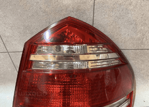 Mercedes gl X164 przedlift lampa prawy tył oryg. 5