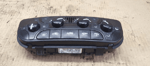Panel nawiewu powietrza klimatyzacji Mercedes CLK W209 A2098300085 2