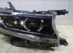 LAMPA PRZÓD PRAWA prawa TOYOTA LAND CRUISER 150 LIFT full led 2