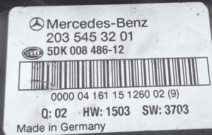 Mercedes-Benz W203 Skrzynka / Moduł BEZPIECZNIKÓW SAM 2035453201 4