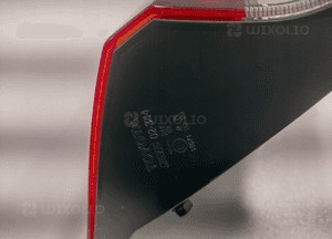 Lampa lewa lewy tył tylna w klapę toyota auris ii E18 hatchback 15-18 lift 10