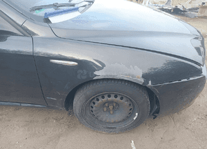 Alfa romeo 159 błotnik prawy przód nero carbonio 876 1