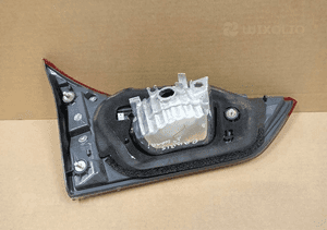 Lampa prawa tylna prawy tył toyota auris ii 2 led kombi lift 15- 2