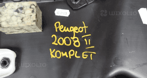 BOCZKI  DRZWI  PEUGEOT 2008 KOMPLET 16
