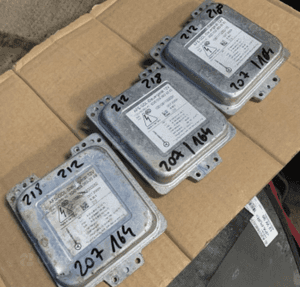 Mercedes ml gl lift 164  e 212 207 PRZETWORNICA XENON SKRĘTNY 1
