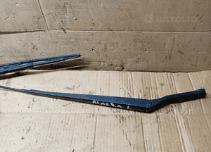 Ramie wycieraczki lewy przód wycieraczka Nissan Almera 2