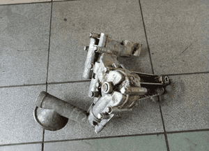 pompa oleju range rover 4.4 v8 1