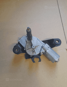 SILNICZEK TYLNEJ WYCIERACZKI MEGANE III 0390201847 5