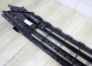 KRATKA ZDERZAKA VW Jetta 5C6 lift 5CU853677B 7