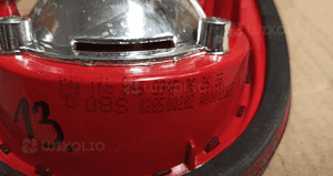 Lampa prawy tył w klapę vw golf v nr 1K6945094F 4