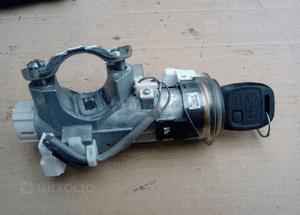 Subaru Legacy IV stacyjka kluczyk 1