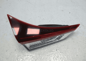 TOYOTA AURIS LAMPA LEWY TYŁ W KLAPĘ LEWA TYLNA hatchback 6