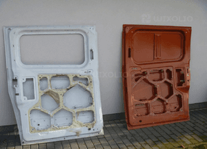 FORD TRANSIT CUSTOM DRZWI TYLNE LEWE SUWANE 2